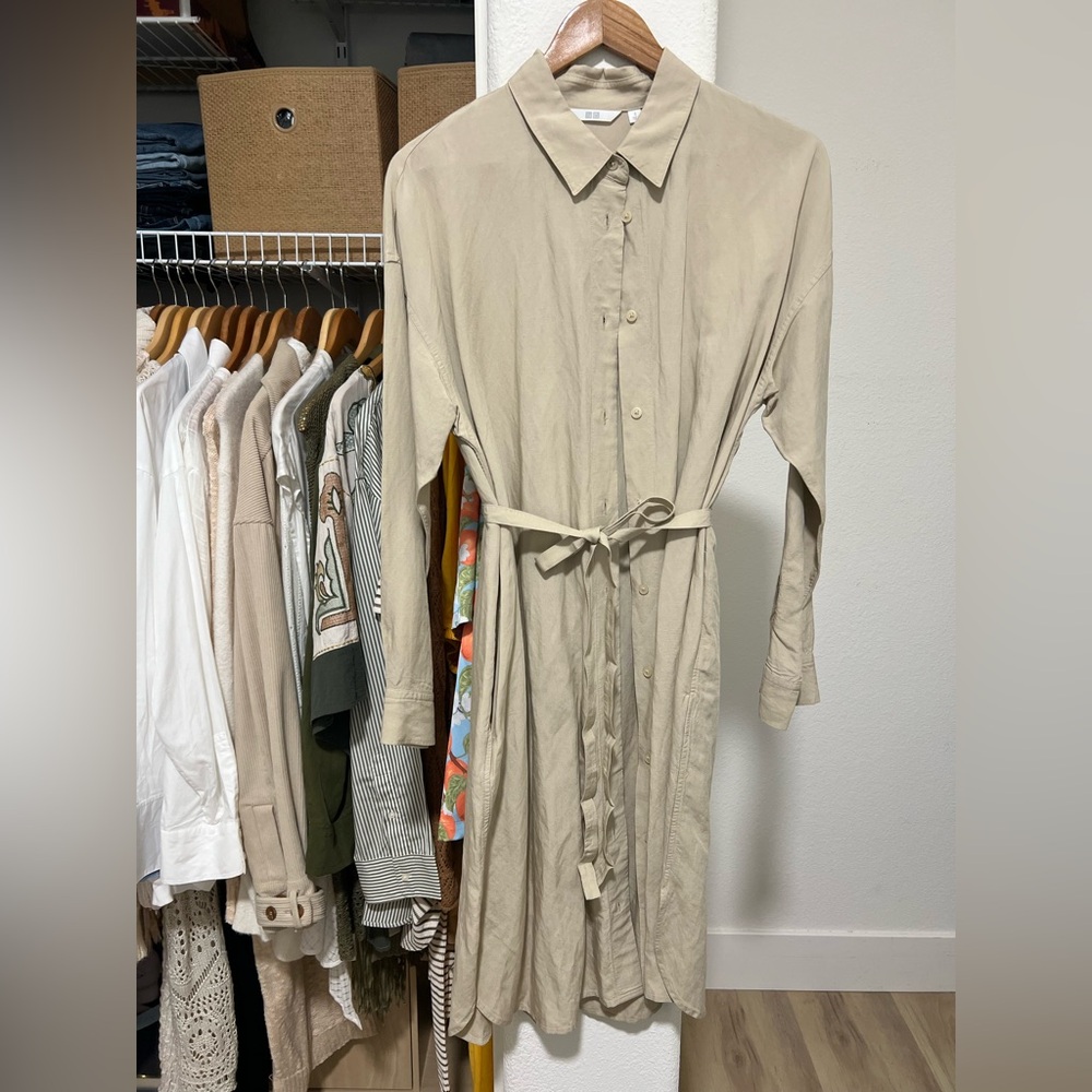 •NEW•UNIQLO Button Down Top/Dress with Belt